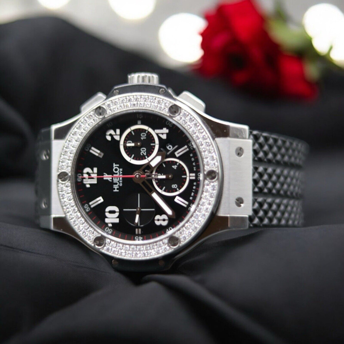 Hublot Big Bang 44mm Original Steel Diamonds  301.SX.130.RX.114 MSRP $20,100 B&P