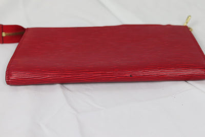 LOUIS VUITTON 2002 Epi Leather Pochette Accessoires 21 Castillan Red