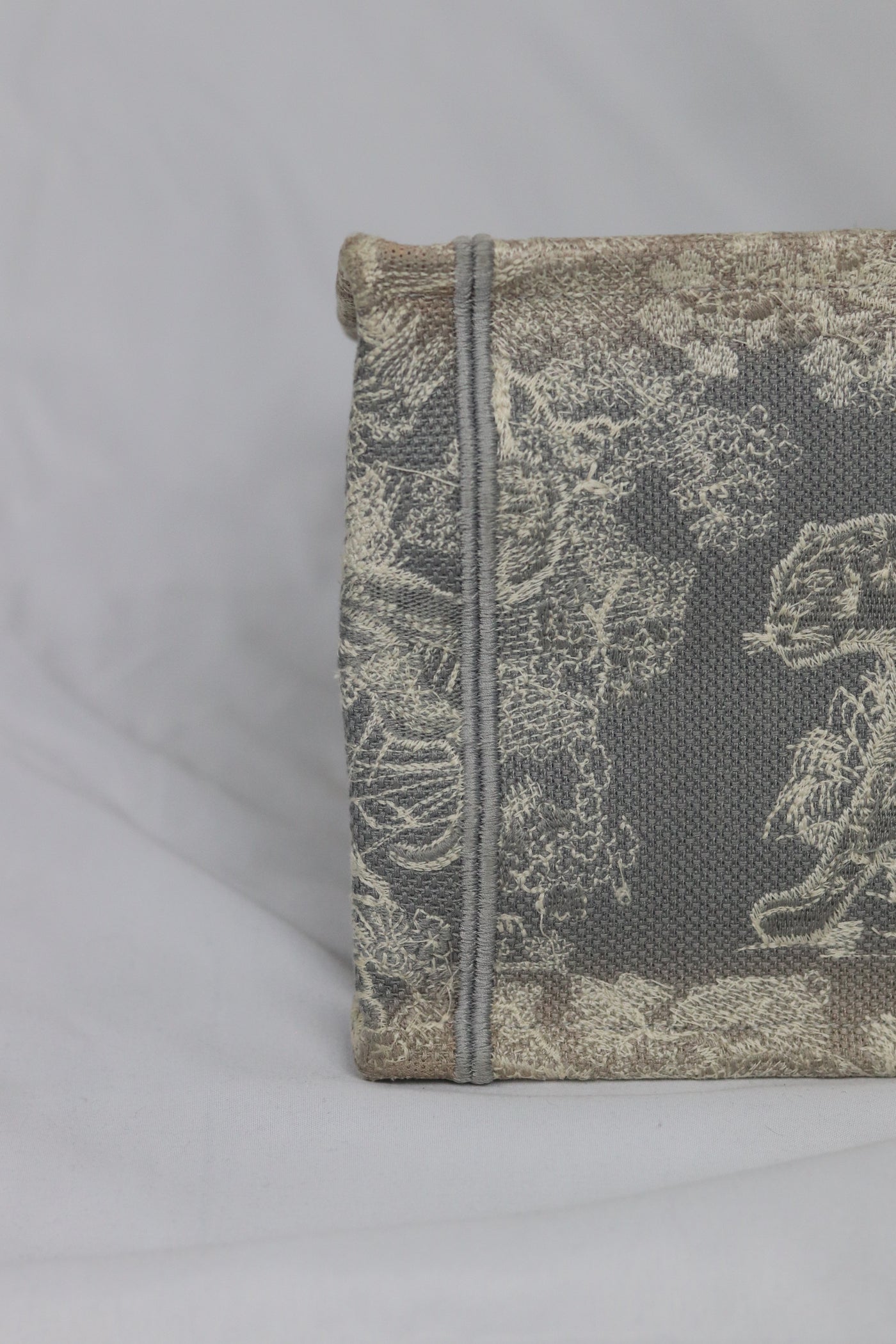 CHRISTIAN DIOR Book Tote Medium Embroidered Toile De Jouy Canvas