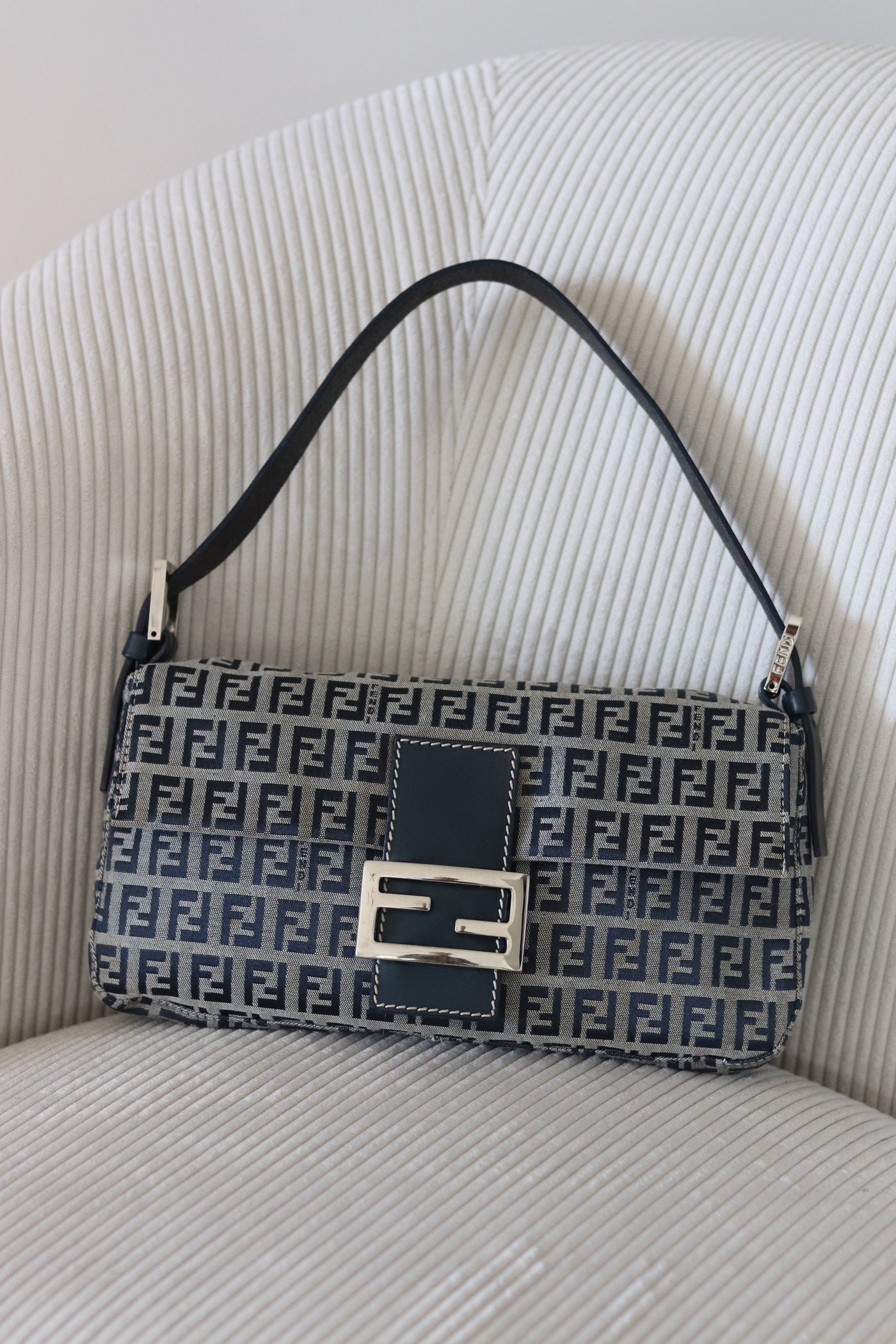 FENDI ZUCCHINO BAGUETTE JEAN VINTAGE