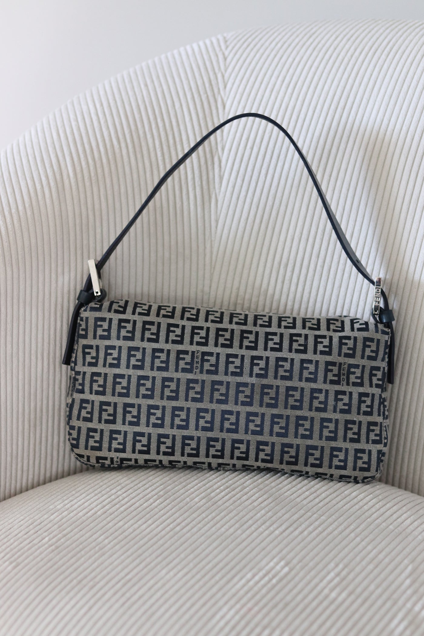 FENDI ZUCCHINO BAGUETTE JEAN VINTAGE